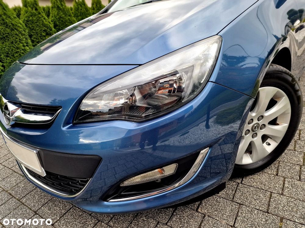 Opel Astra 1.6 Enjoy EU6 - 28