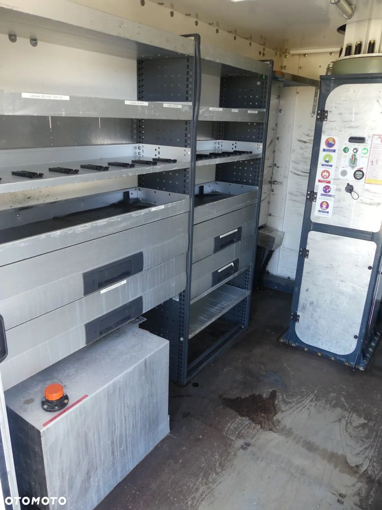 Iveco DAILY 72-180 / ZWYŻKA 17.4m / PODNOŚNIK KOSZOWY / - 19