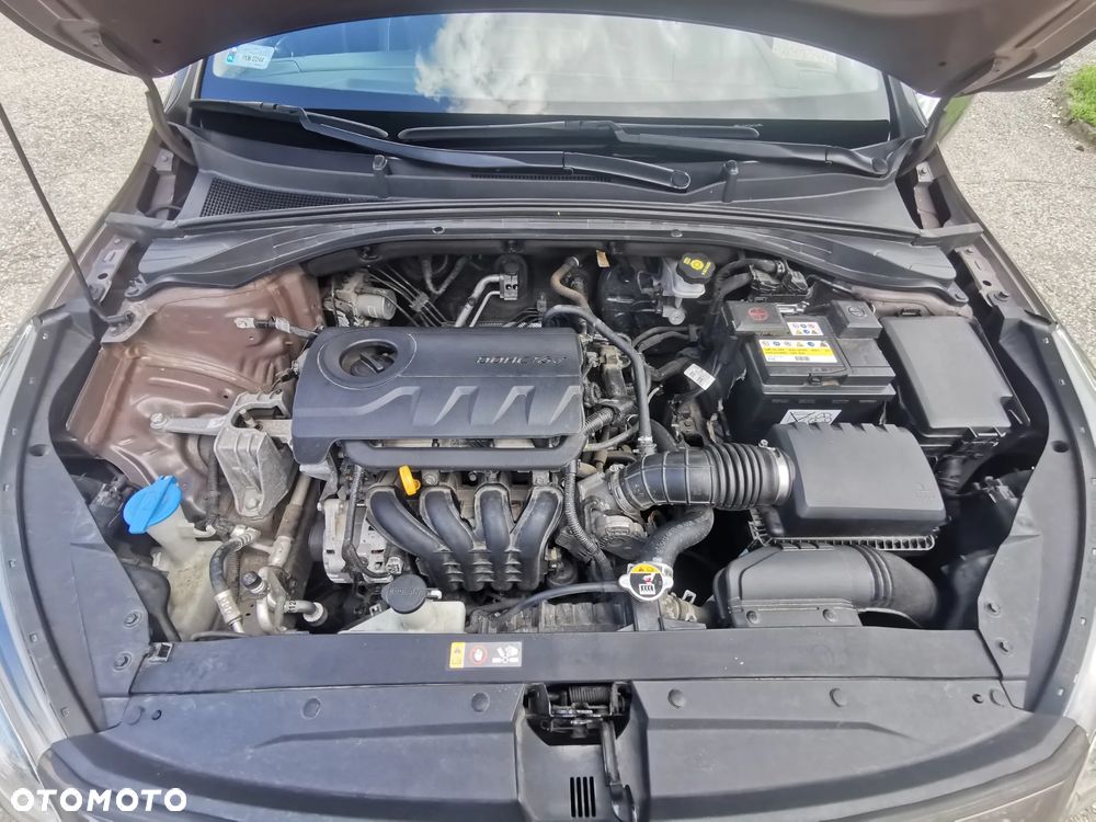 Kia Ceed 1.4 L - 14