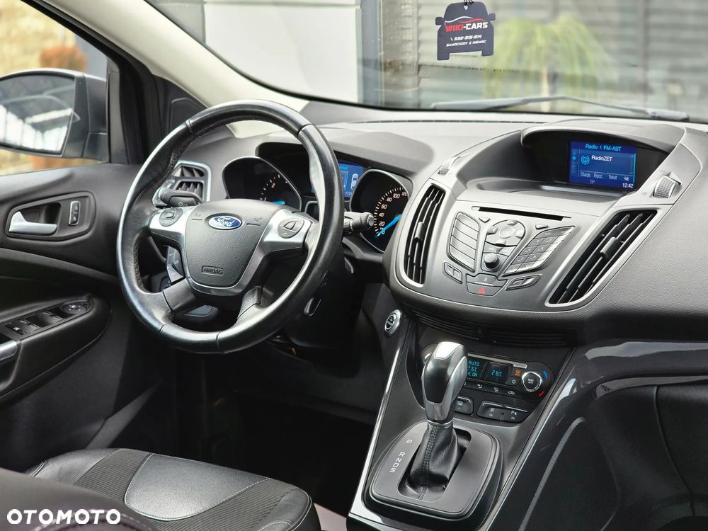 Ford Kuga 2.0 TDCi 4x4 Titanium - 25