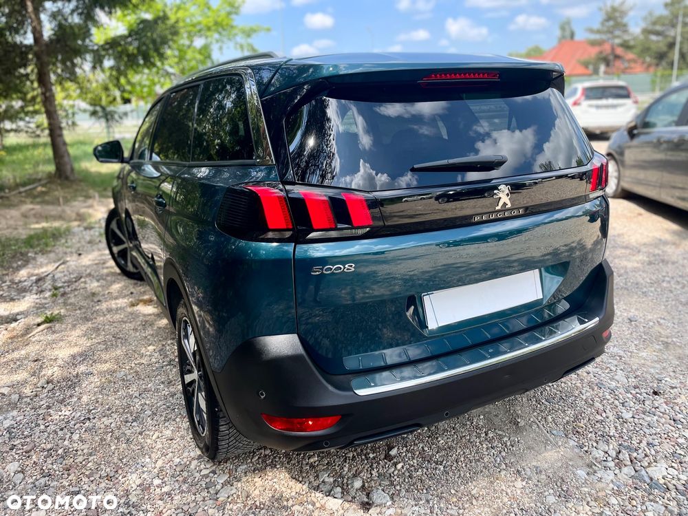 Peugeot 5008 THP 165 EAT6 Allure - 8