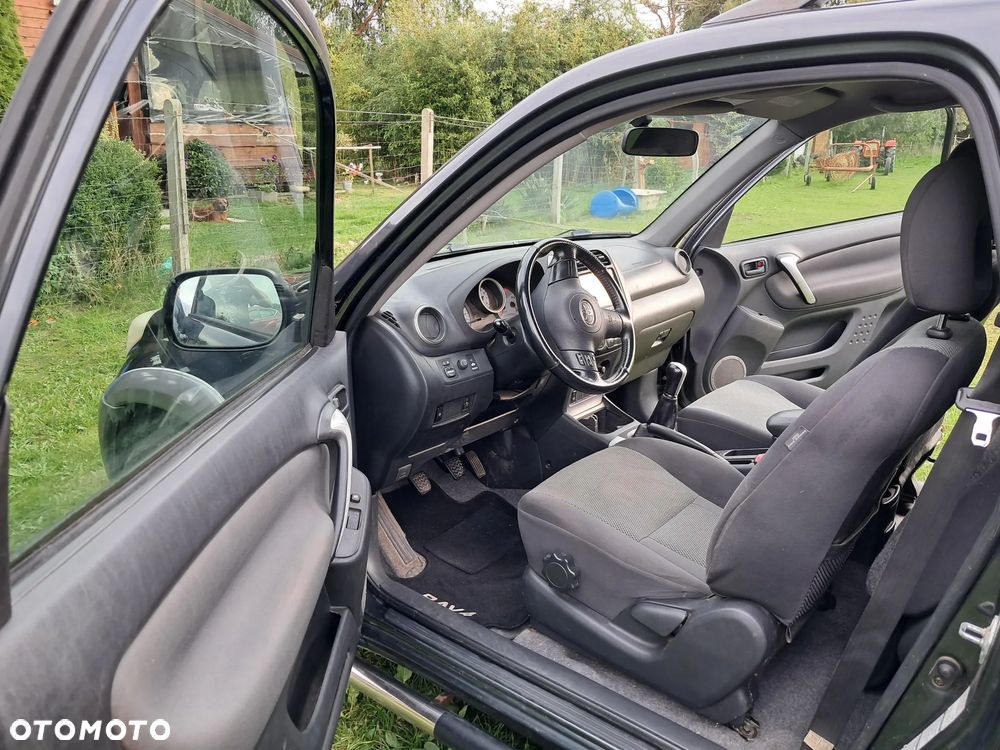 Toyota RAV4 - 4