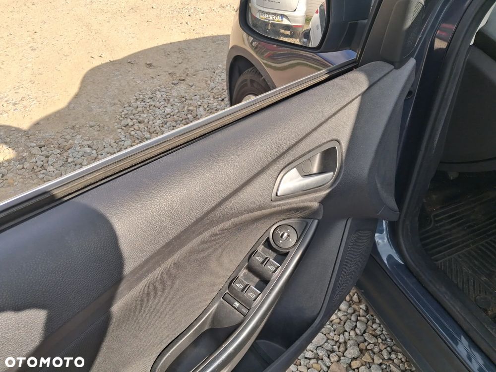 Ford Focus 1.6 TDCi DPF Trend - 11