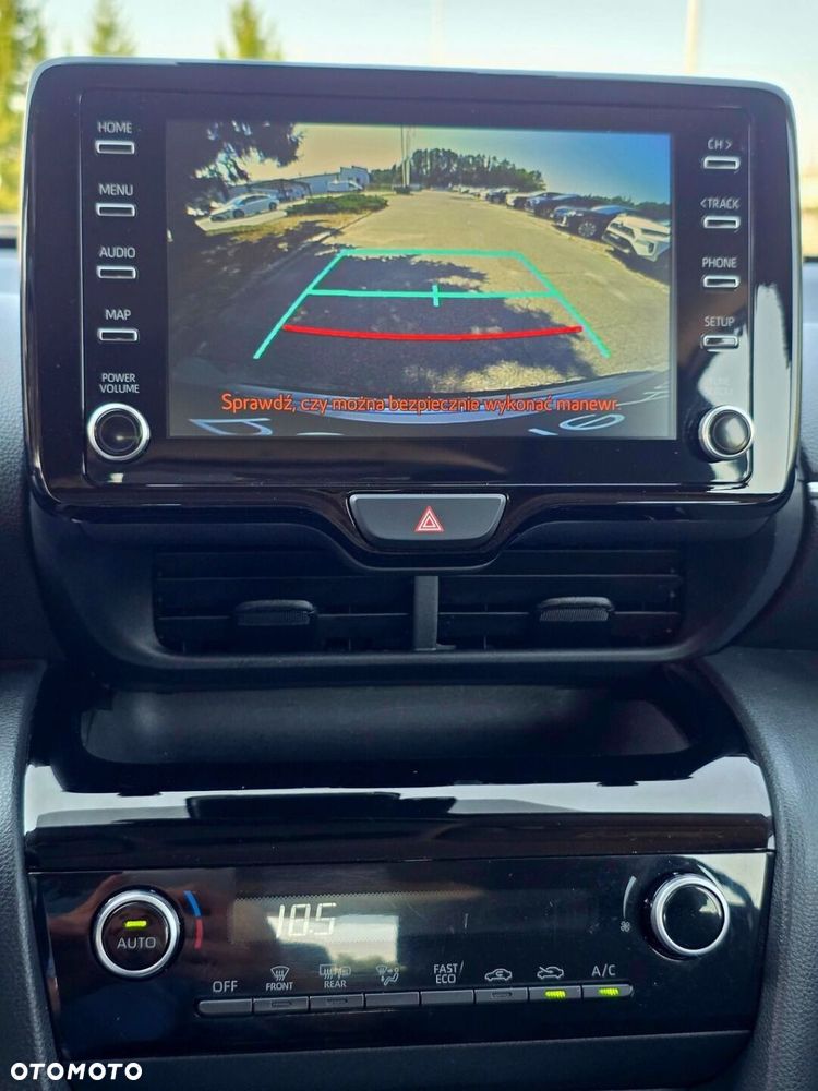 Toyota Yaris Cross Hybrid 1.5 Comfort - 24