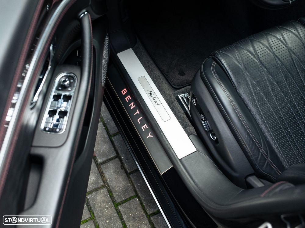 Bentley Flying Spur Hybrid - 30