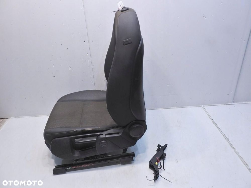 FOTEL LEWY PRZÓD AUDI A6 C6 - 7