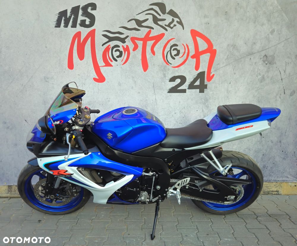 Suzuki GSX-R - 6