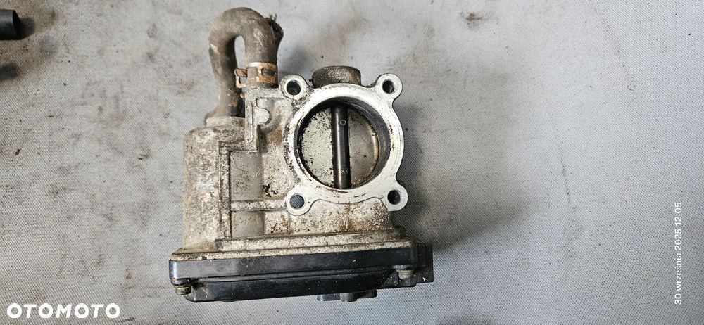 Przepustnica Suzuki Splash Opel Agila B 1,0 2011r 73K0 - 2