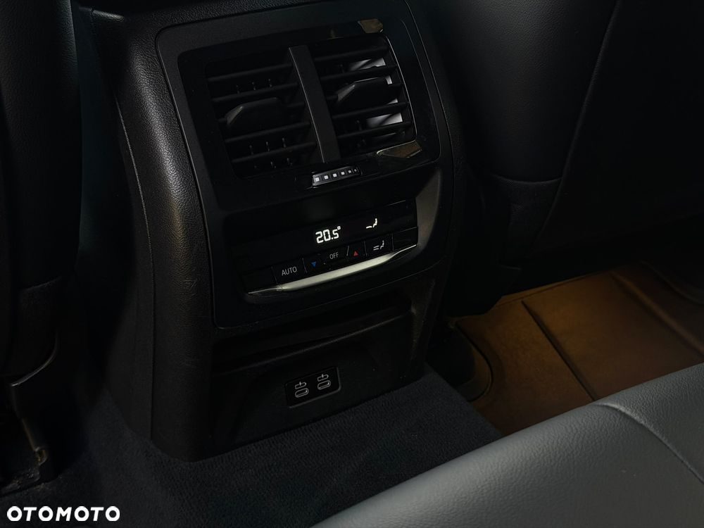 BMW X4 xDrive20i mHEV sport - 33