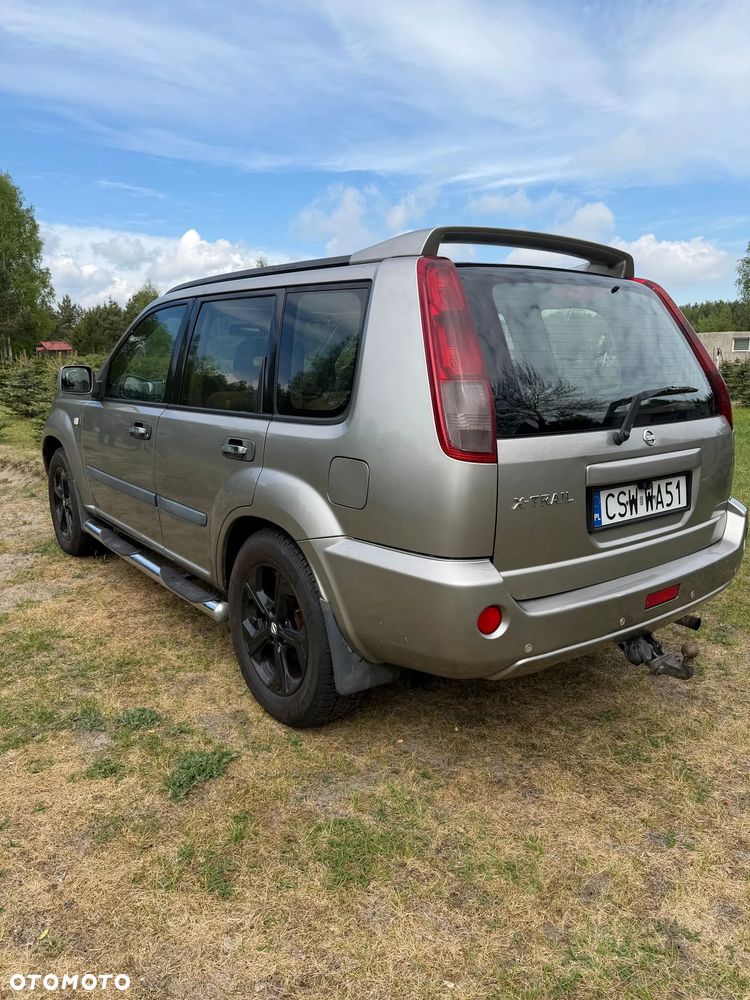 Nissan X-Trail 2.2 dCi 4x4 DPF Columbia - 5