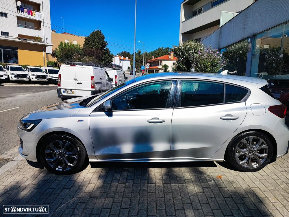 Ford Focus 1.0 EcoBoost MHEV ST-Line - 4