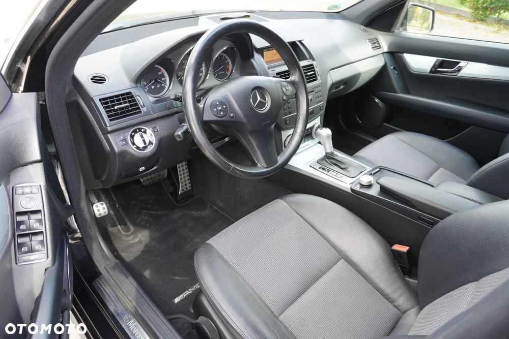 Mercedes-Benz Klasa C 180 T CGI Automatik BlueEFFICIENCY SPORT EDITION - 7