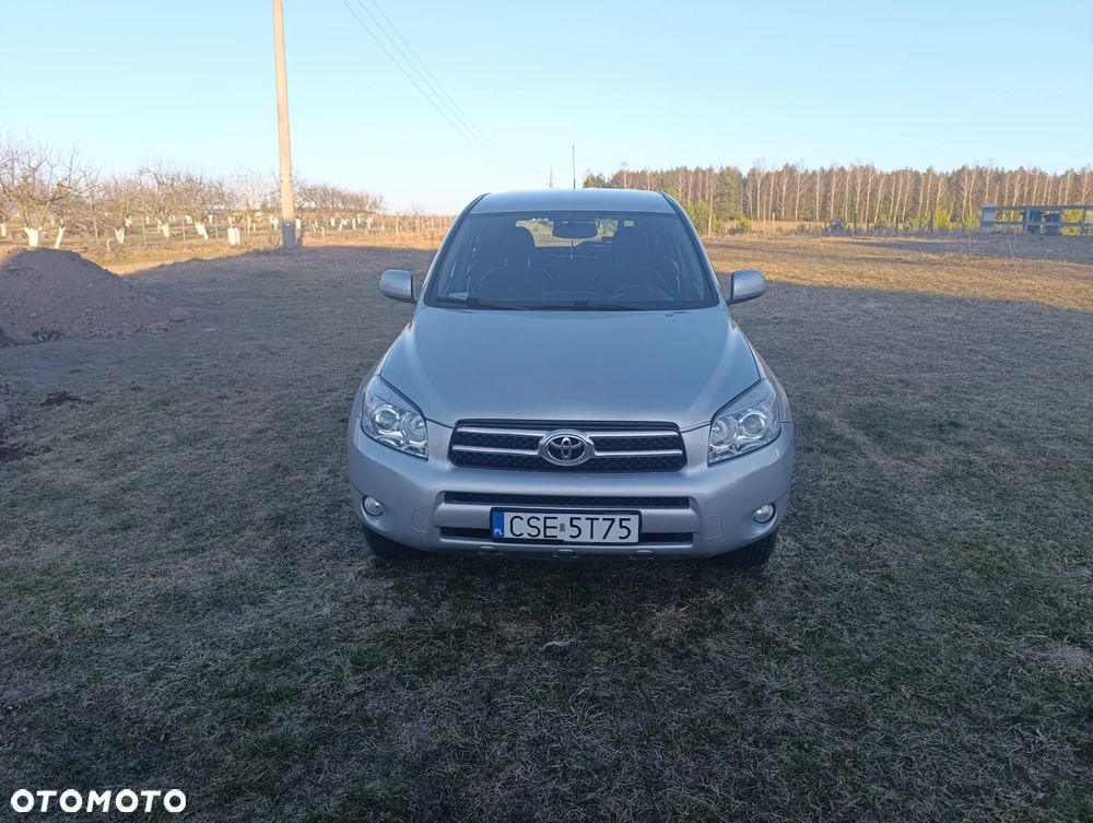 Toyota RAV4 2.2 D-4D Prestige - 1