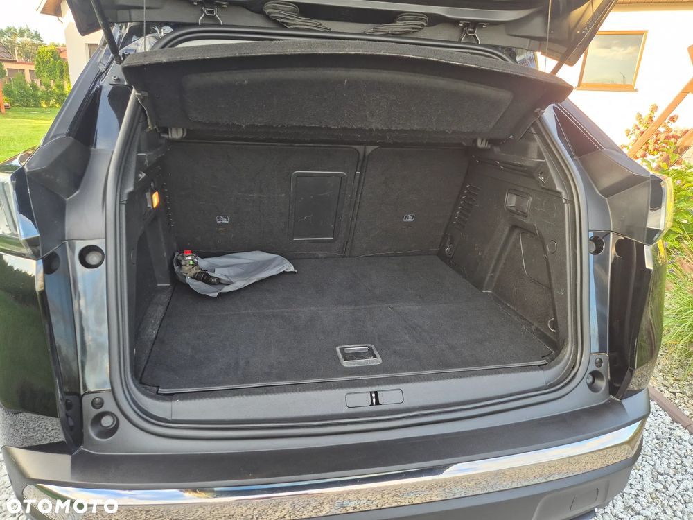 Peugeot 3008 1.6 PureTech Hybrid PHEV Allure Pack S&S EAT8 - 29