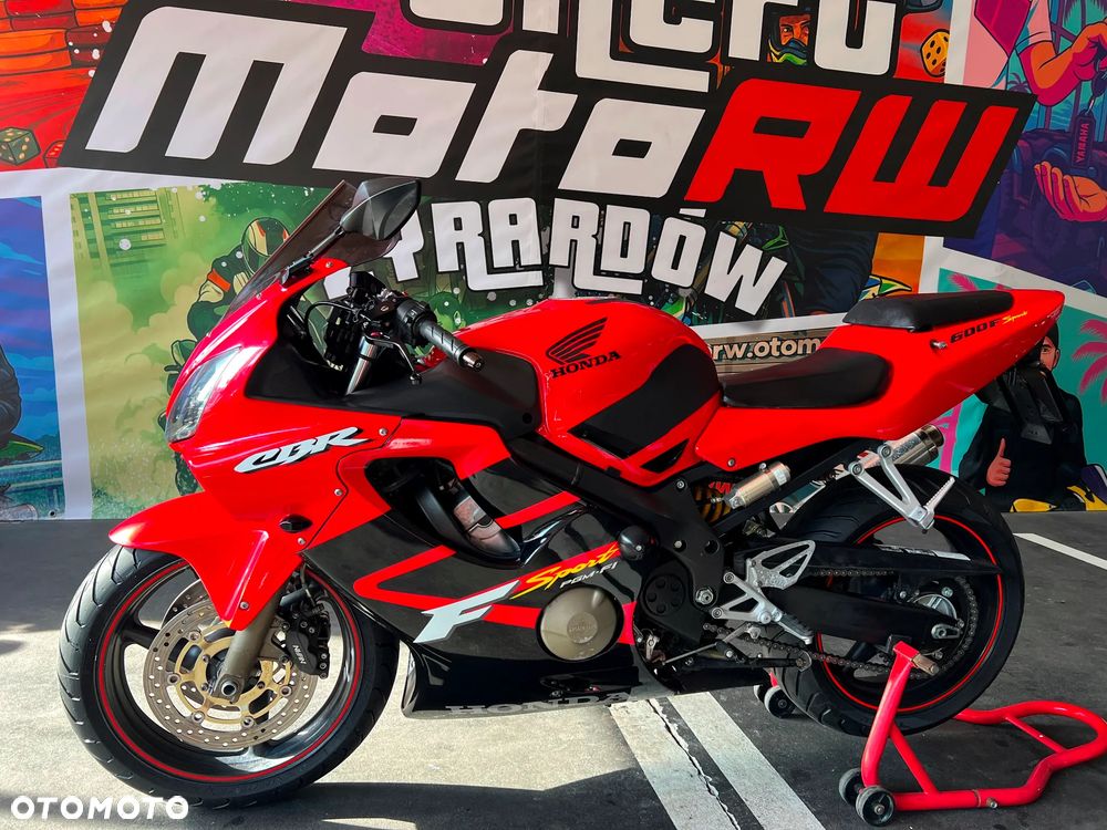 Honda CBR - 3