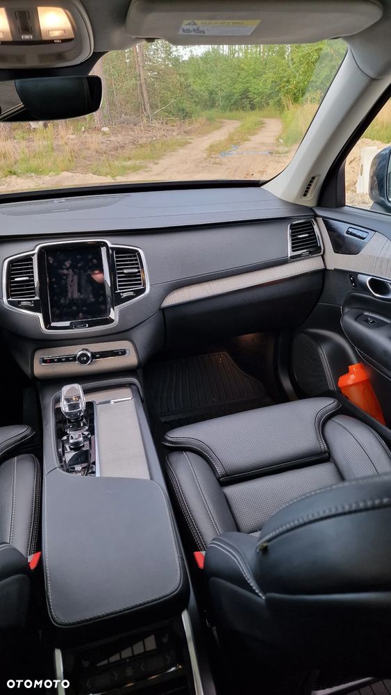 Volvo XC 90 - 12