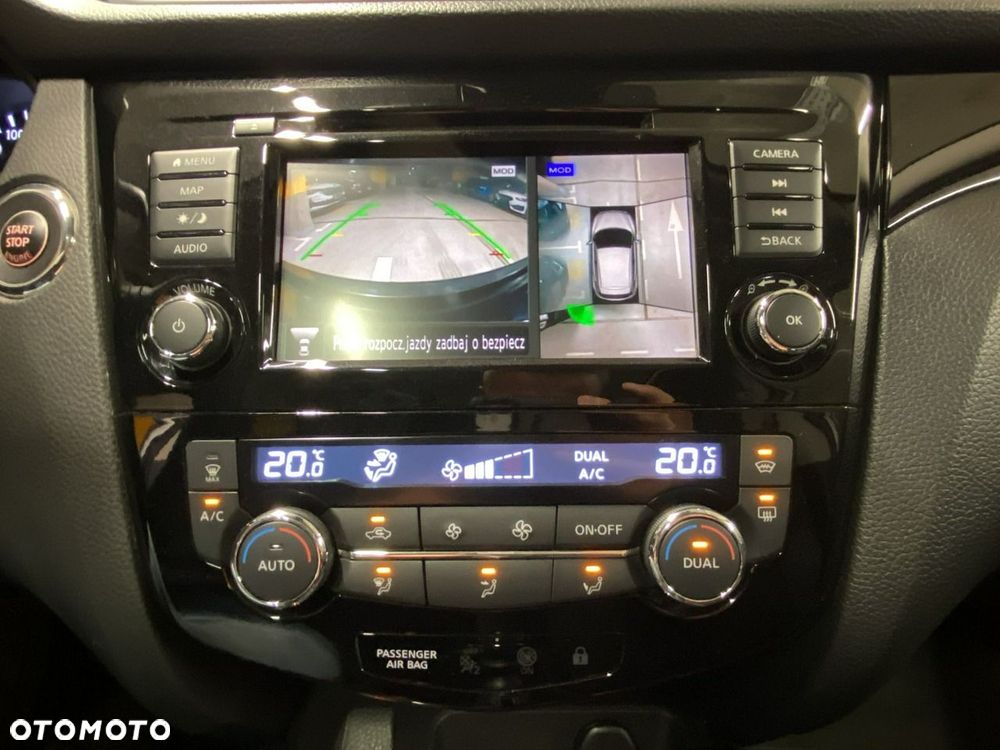 Nissan Qashqai 1.3 DIG-T N-Connecta - 29