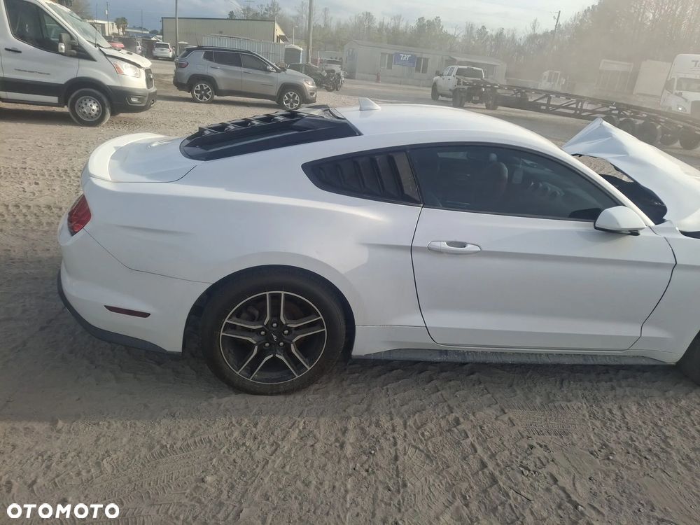 Ford Mustang 2.3 EcoBoost - 7