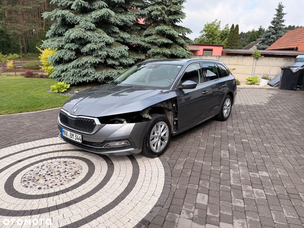 Skoda Octavia 2.0 TDI DSG Edition - 7