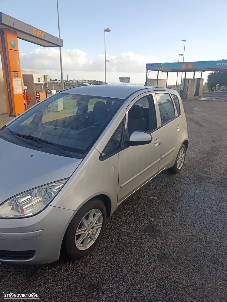 Mitsubishi Colt 1.1 Base - 3