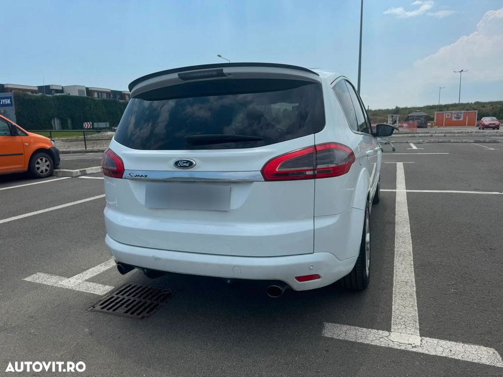 Ford S-Max - 24