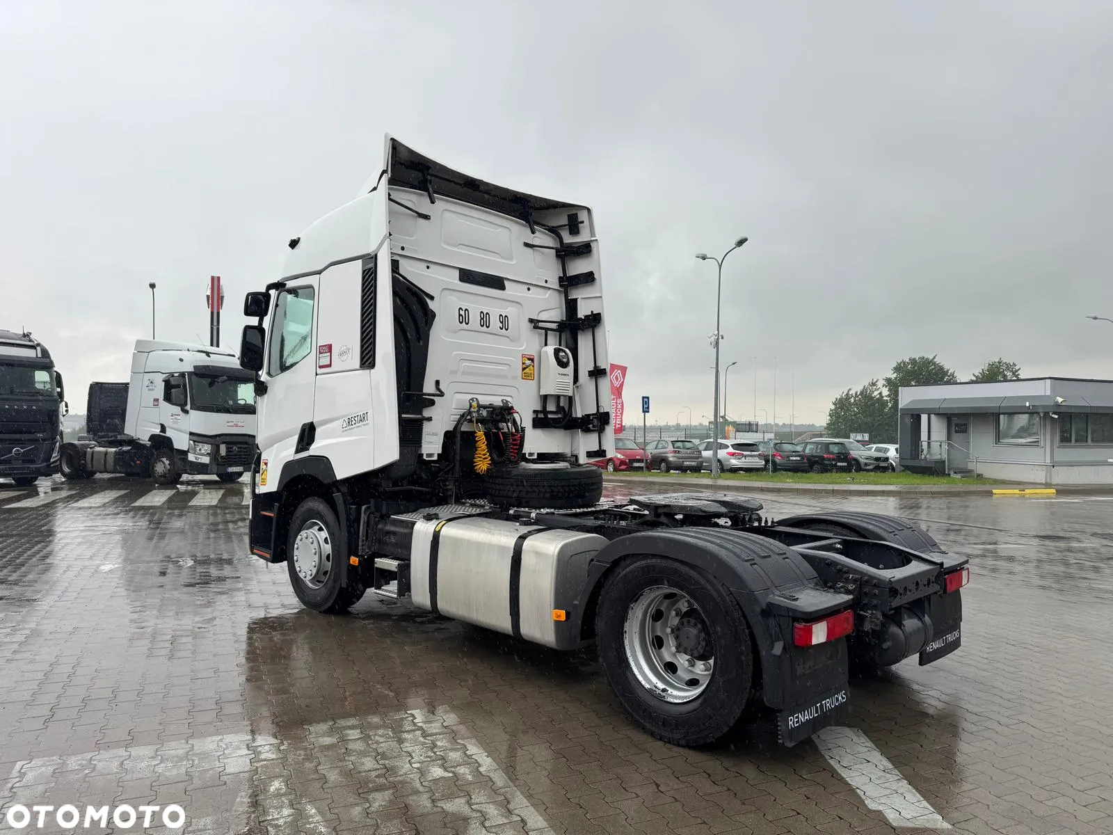 Renault T480 Sleeper Cab - 4