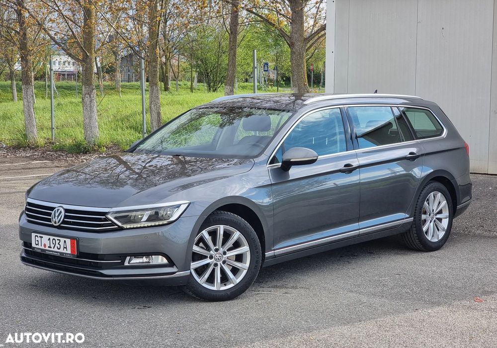 Volkswagen Passat 2.0 TDI DSG (BlueMotion Technology) Highline - 1