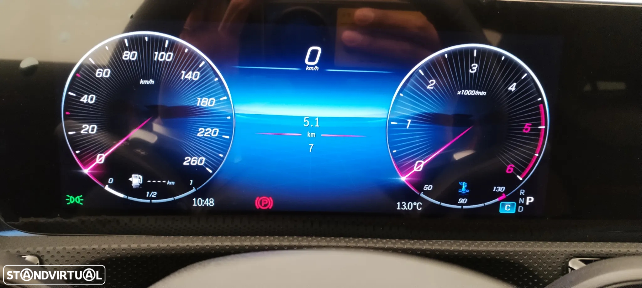 Mercedes-Benz CLA 200 d - 21