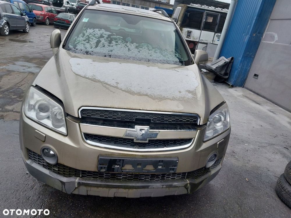 Chevrolet captiva 2.0 2010 r Maska