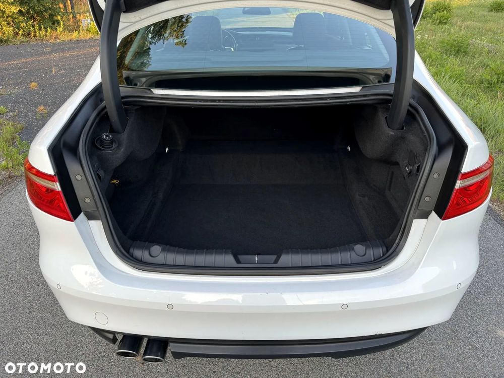Jaguar XF 2.0 i4D AWD Prestige - 18
