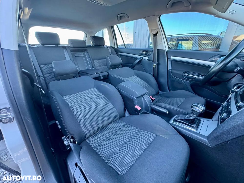 Skoda Octavia 2.0 TDI DSG Elegance - 24