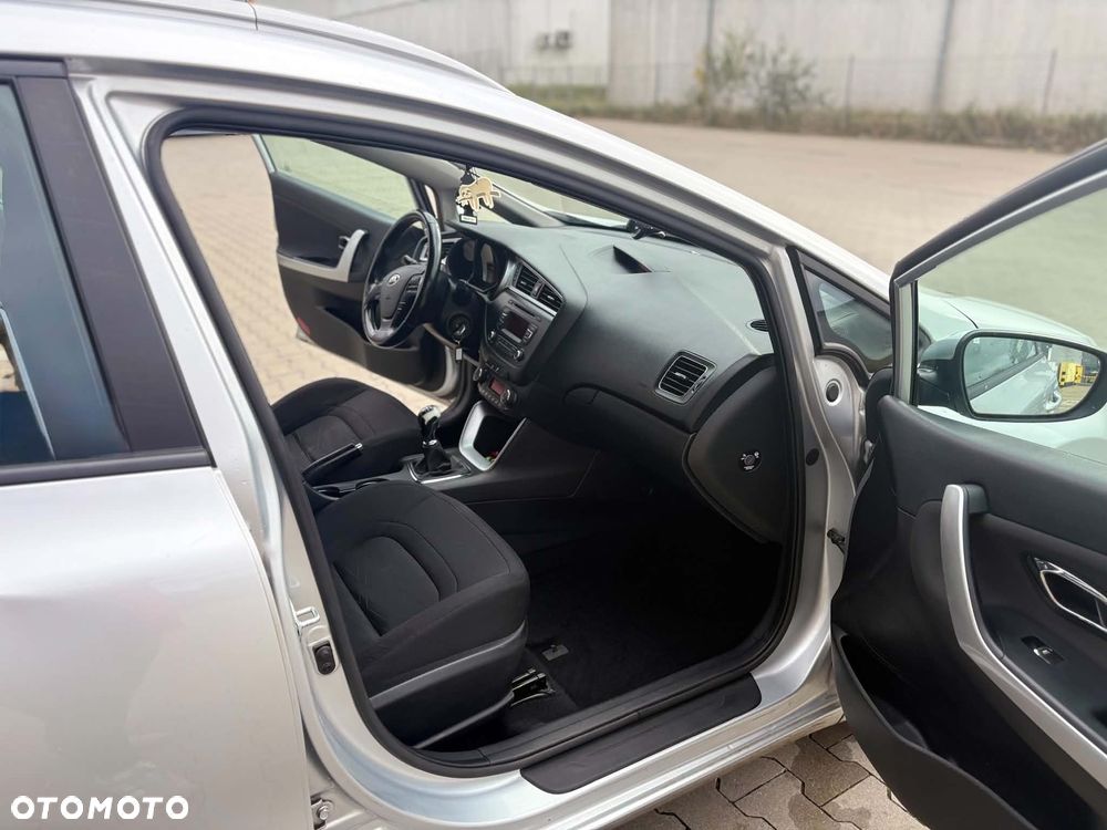 Kia Ceed 1.6 CRDi M - 9