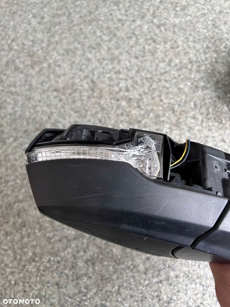 LUSTERKO PRAWE 2G1857502L LI7F 6 PIN VW POLO VI 6 - 3