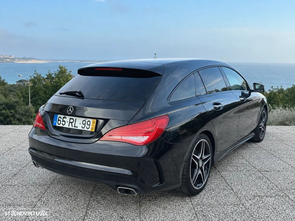 Mercedes-Benz CLA 180 d Shooting Brake AMG Line - 2