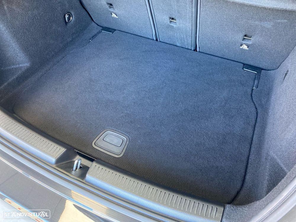 Mercedes-Benz A 200 Standard - 19