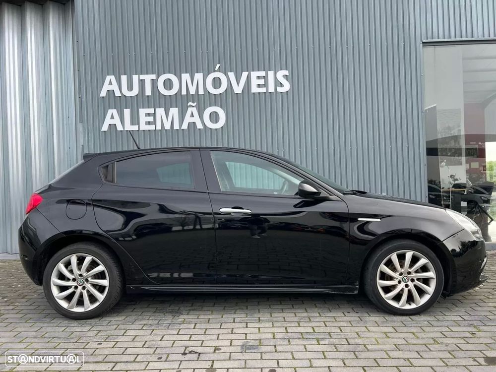 Alfa Romeo Giulietta 1.6 JTDM Sport TCT - 4