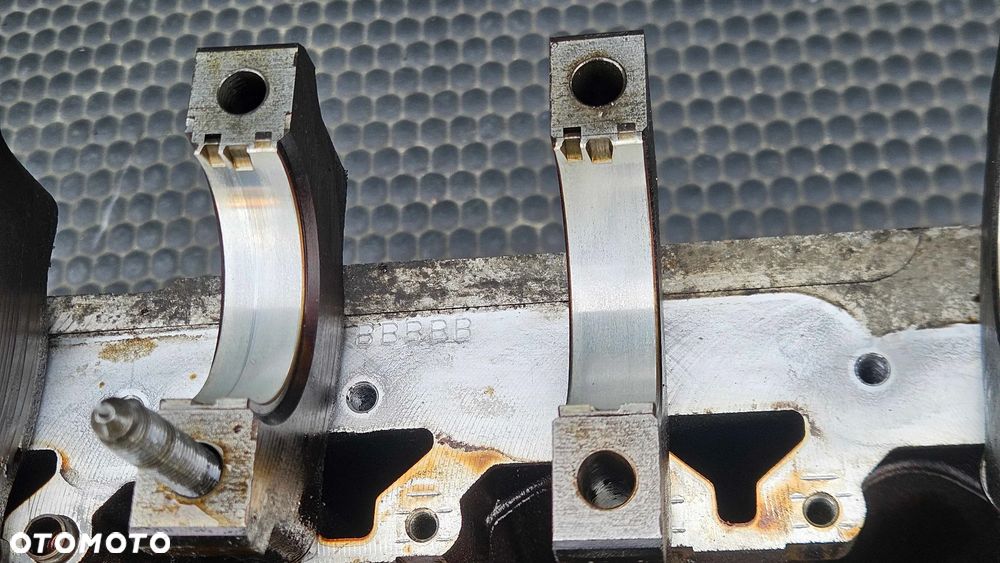 Blok 06D103023 BBBBB Dół Silnik Cylindry Panewki Mocowanie Wału 2.0 FSI AWA Audi A4 B6 B7 VW - 32
