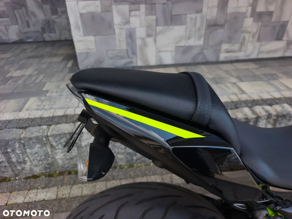 Kawasaki Z 650 - 23