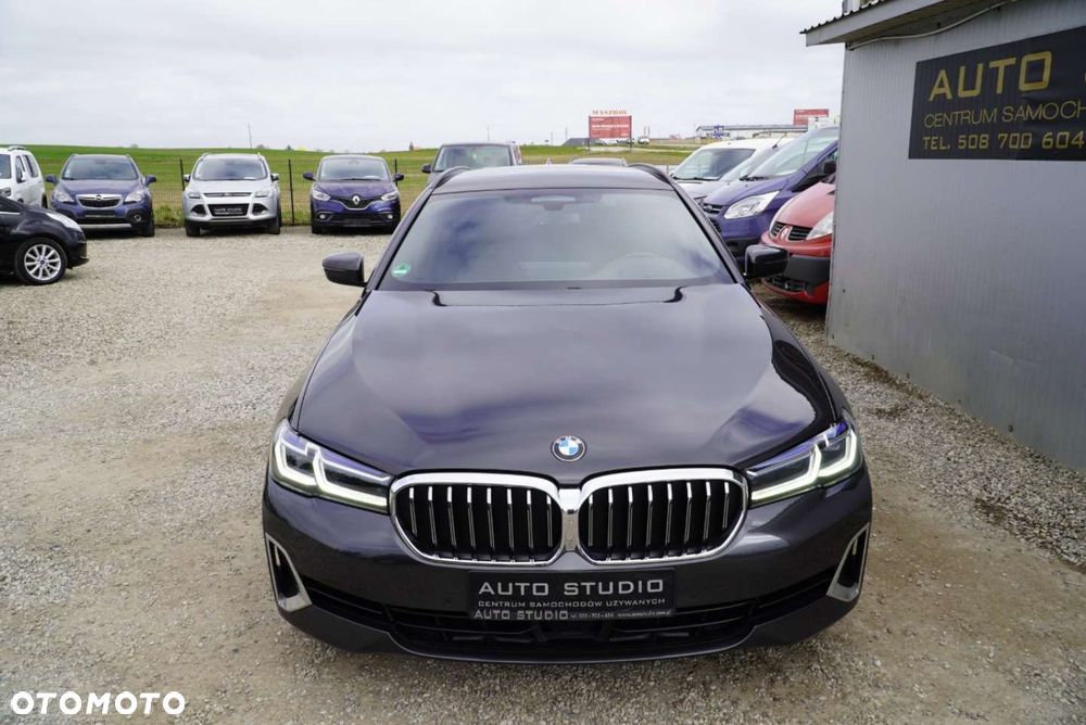 BMW Seria 5 520d Luxury Line sport - 34