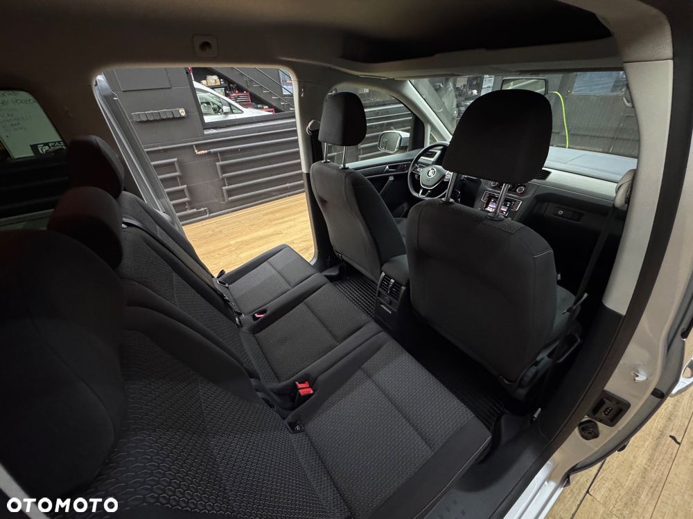 Volkswagen Caddy 2.0 TDI Highline - 28