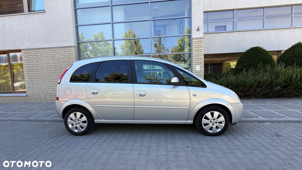 Opel Meriva 1.6 16V Cosmo - 13