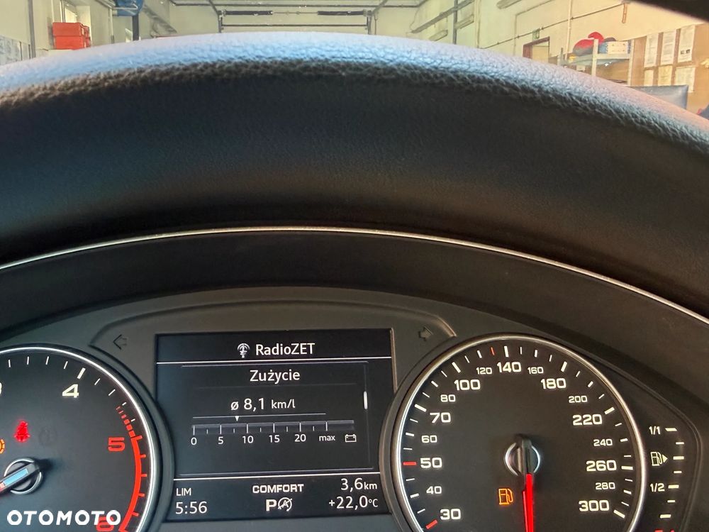 Audi A4 Avant 2.0 TDI S tronic - 29