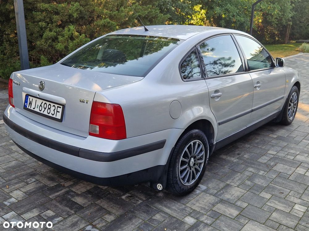 Volkswagen Passat - 6