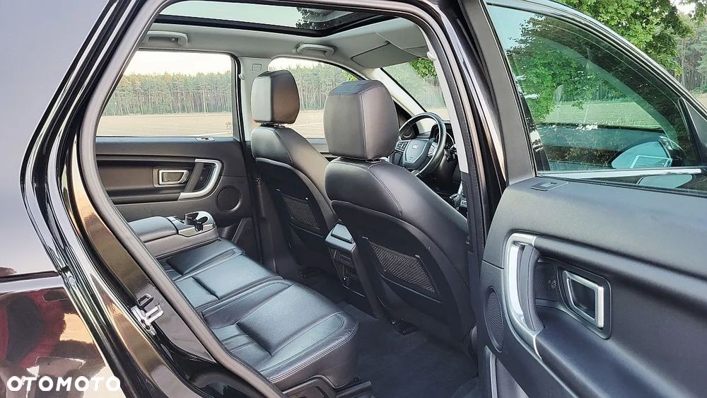 Land Rover Discovery Sport 2.0 D150 R-Dynamic - 21