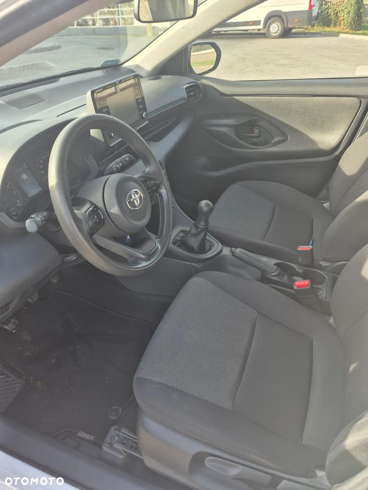 Toyota Yaris 1.0 Comfort - 22