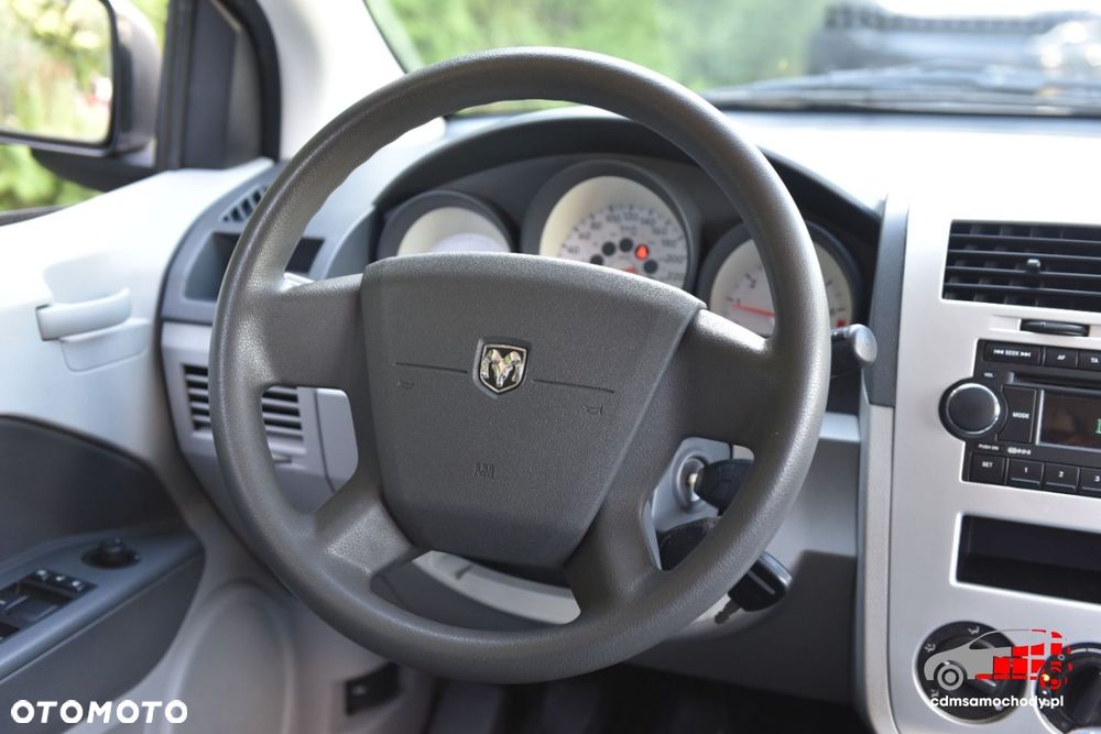 Dodge Caliber - 23