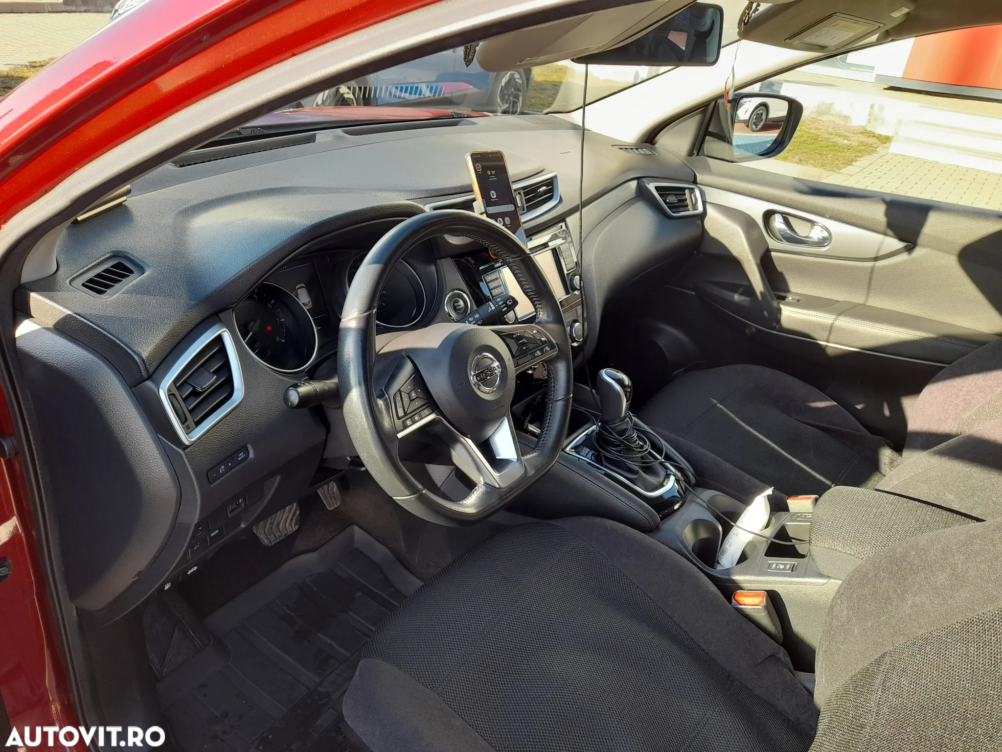 Nissan Qashqai 1.3 157CP 2WD DCT N-Connecta - 6