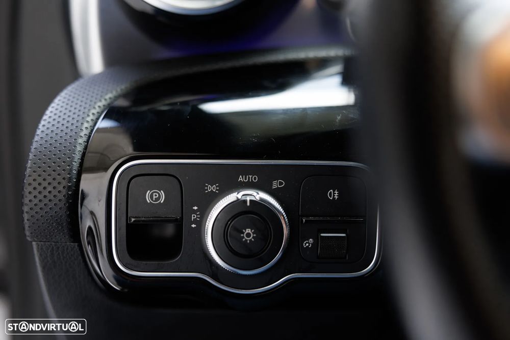Mercedes-Benz A 180 d AMG Line Aut. - 40