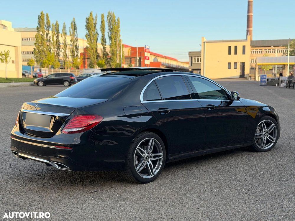 Mercedes-Benz E 220 d 9G-TRONIC AMG Line - 4