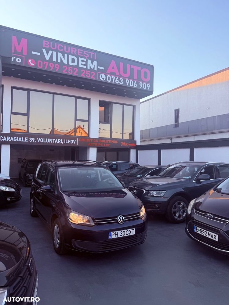Volkswagen Touran - 10